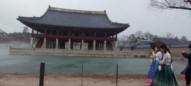 seoul-dmz-gyeongbokgung-palace-city-tour