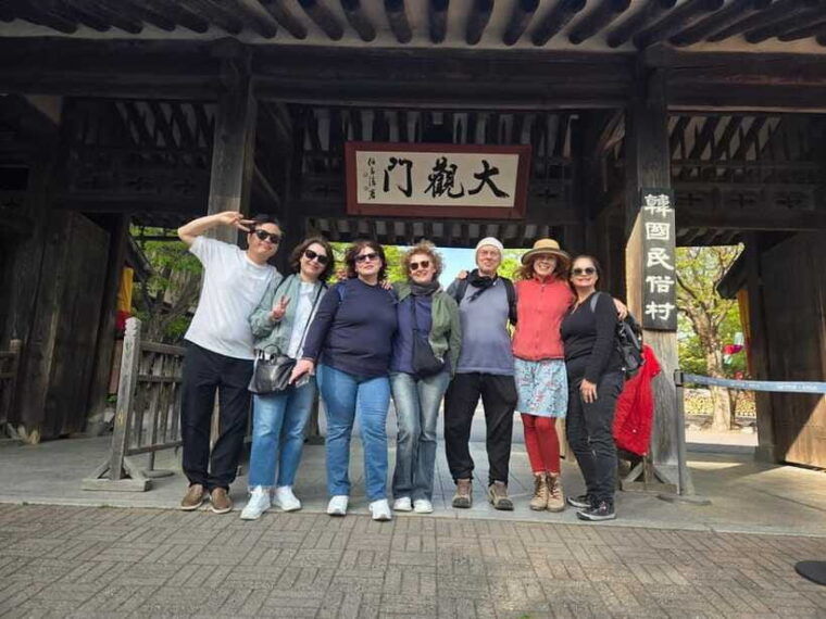 seoul-hwaseong-fortress-folk-village-and-starfield-library