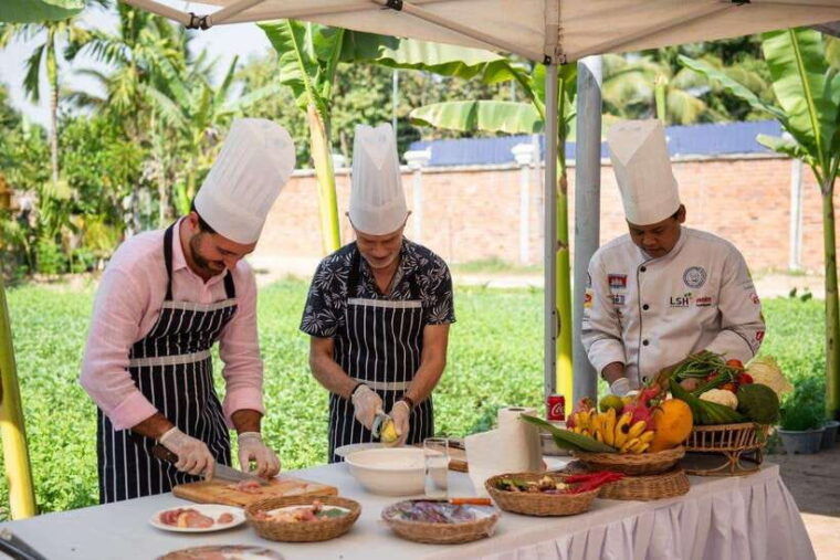 siem-reap-private-cooking-class-with-market-visit