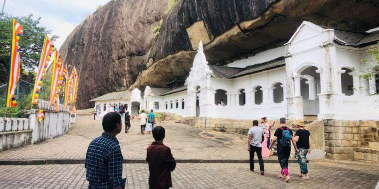 sigiriya-and-dambulla-private-full-day-tour