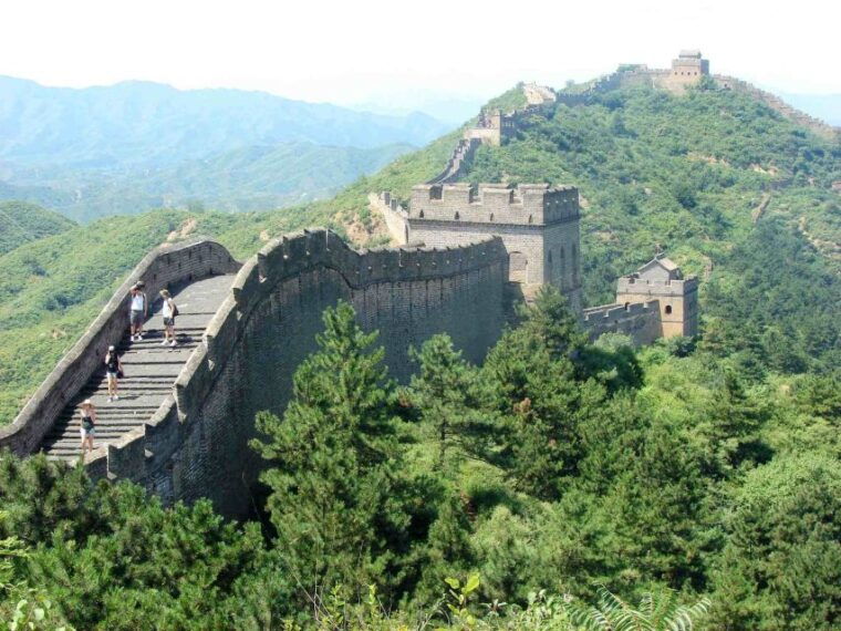 small-group-mutianyu-great-wall-tour-with-lunch-and-ticket