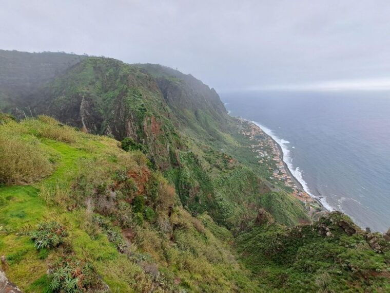 south-madeira-day-tour-breathtaking-mountaincoastal-trip