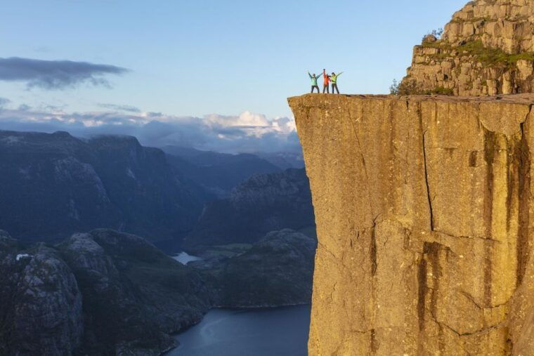 stavanger-preikestolen-sunrise-hike-with-breakfast-buffet
