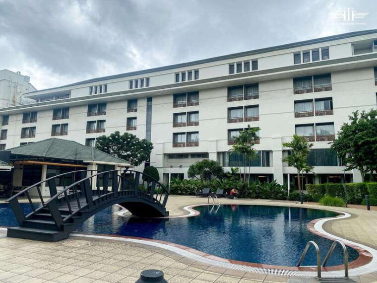 stay-play-4-days-3-nights-golfing-escape-country-club
