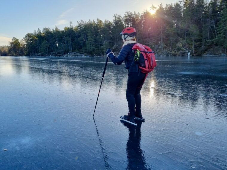 stockholm-family-friendly-private-ice-skating-tour-lunch