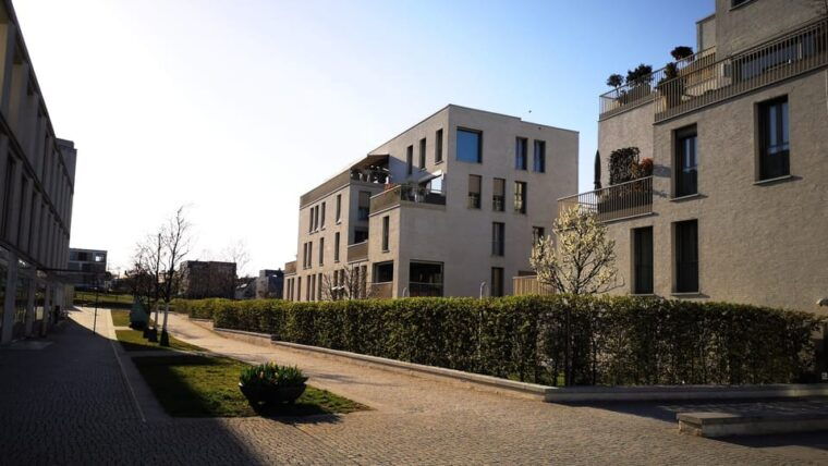 stuttgart-modern-architecture-nature-self-guided-walk