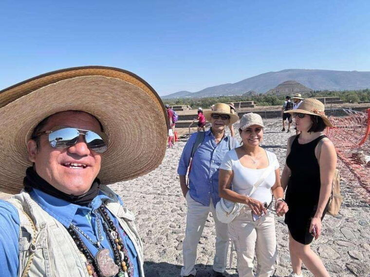 teotihuacan-pyramids-guided-walking-tour-2-hours