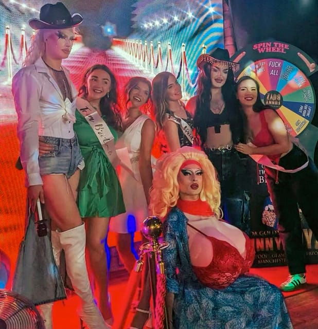 the-big-saturday-night-party-hosted-by-drag-queens
