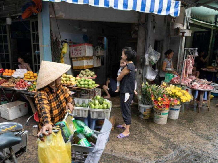 the-rivers-edge-saigon-photography-tour