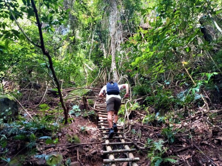 tien-son-dinh-1-day-trekking-tour-phu-quoc