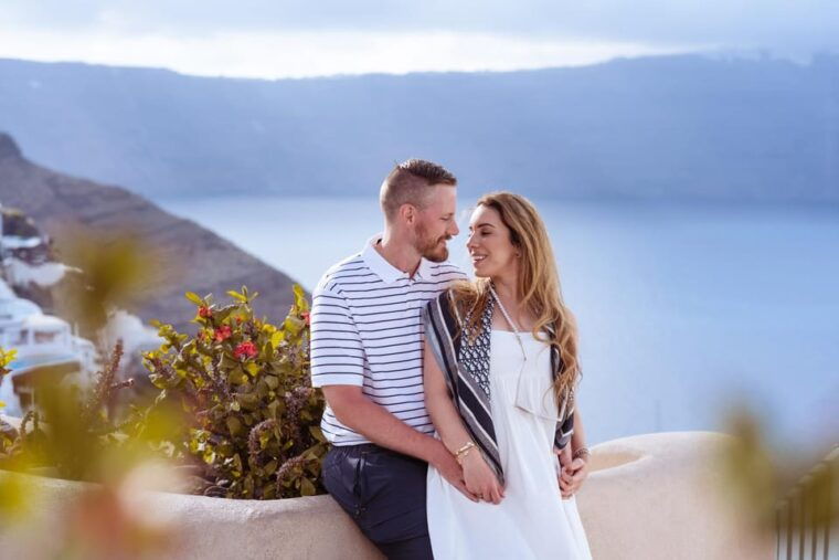 timeless-memories-your-exclusive-santorini-photo-session