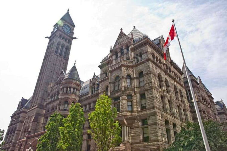 toronto-city-highlights-walking-tour-3-hour