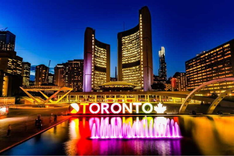 toronto-private-walking-tour-with-a-guide-private-tour
