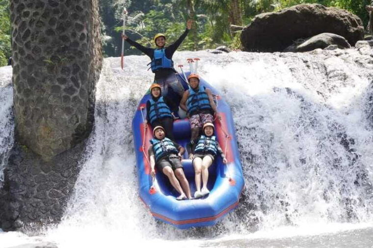 ubud-adventure-best-of-ayung-river-rafting-all-inclusive