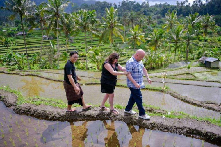 ubud-customize-tour-with-tour-guide