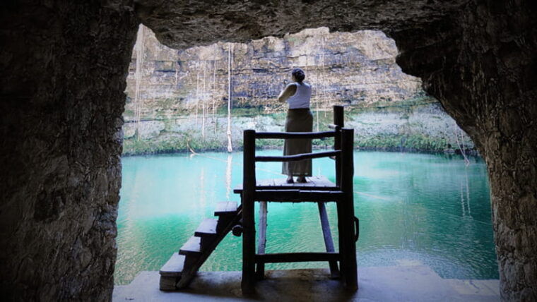 valladolid-chichen-itza-2-cenotes-shared-transportation