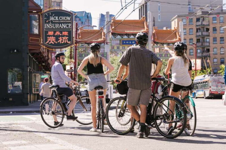 vancouver-half-day-city-highlights-e-bike-tour-age-16