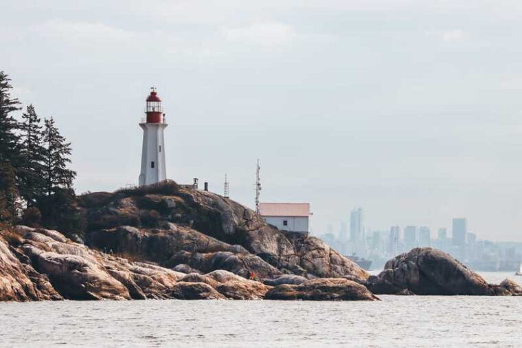 vancouver-waterfront-sightseeing-tour-city-and-nature