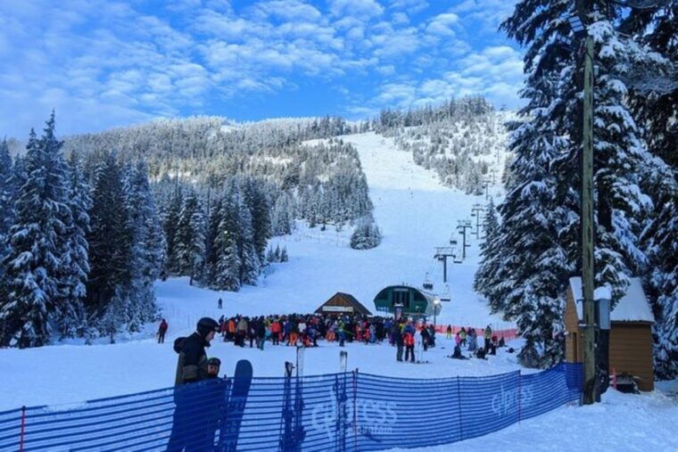 vancouver-winter-fun-mountain-adventure-tour-private
