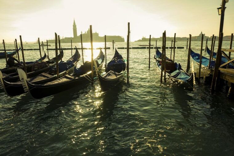 venice-private-gondola-tour