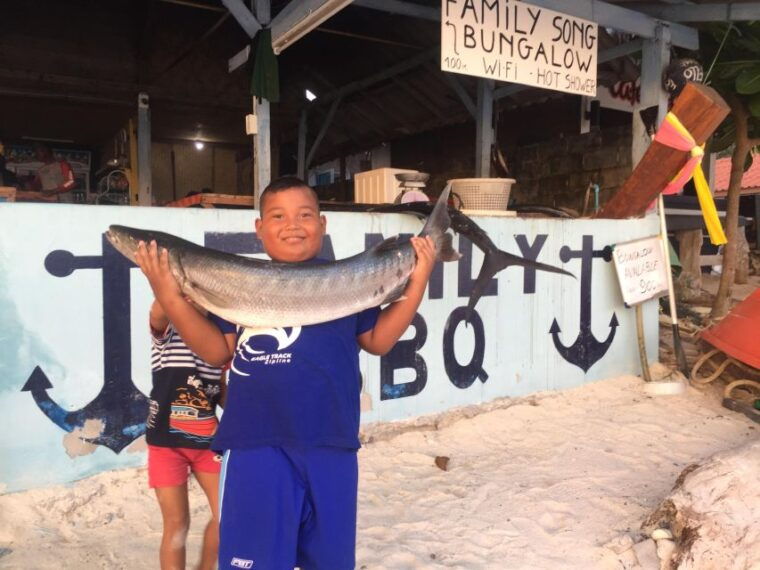 vertical-jigging-popping-giant-trevally