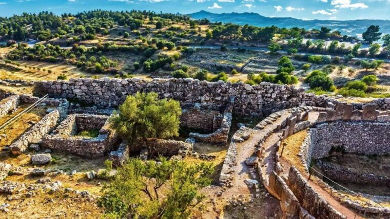 vip-day-tour-from-athens-mycenae-ancient-corinth-trek