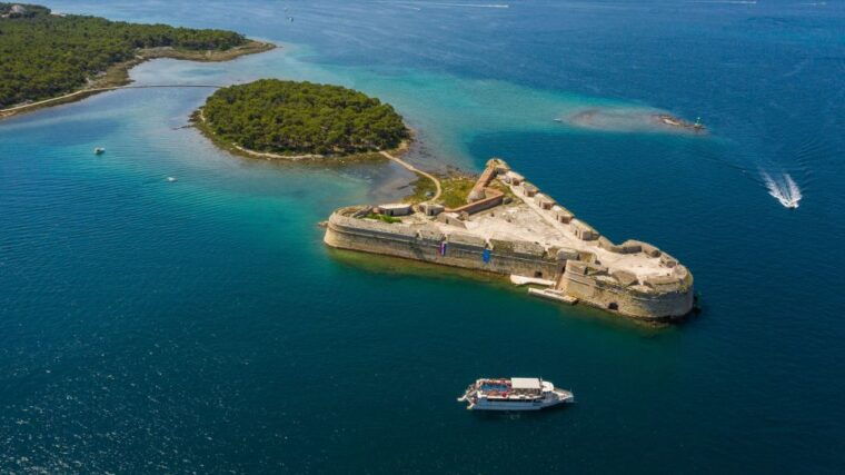 vodice-krka-waterfalls-national-park-boat-tour
