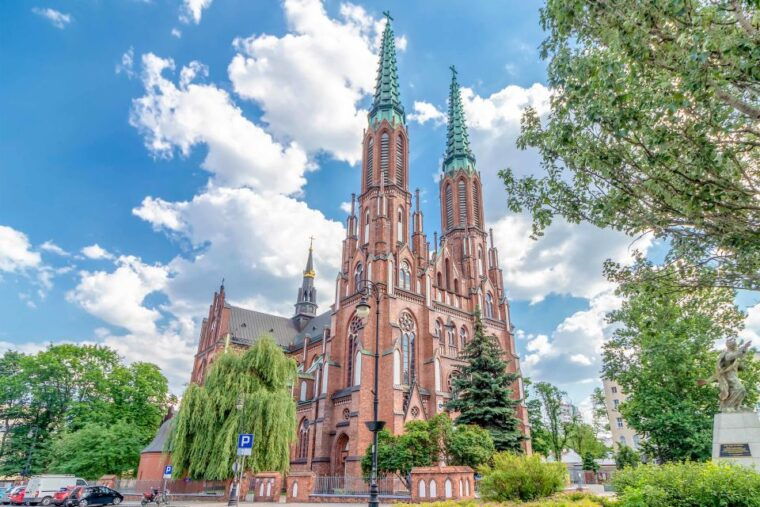 warsaw-2-hour-praga-walking-tour