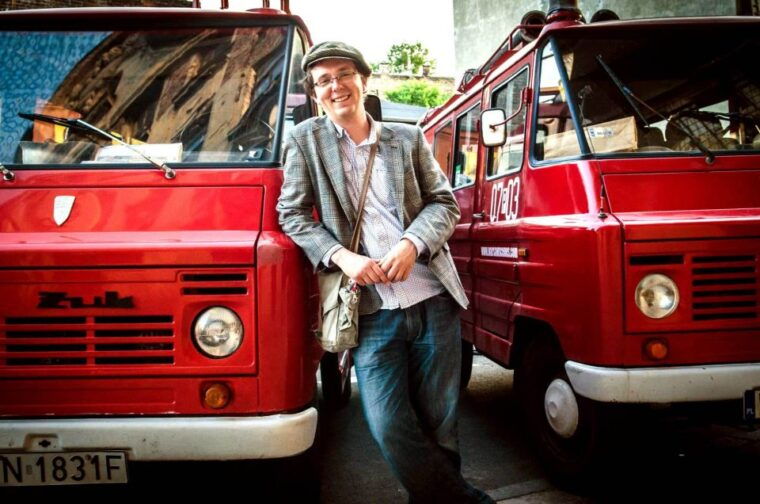 warsaw-behind-the-scenes-city-tour-with-hotel-pickup