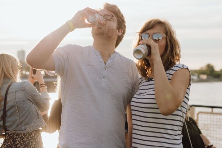 warsaw-boat-party-with-unlimited-drinks-vip-club-entrance