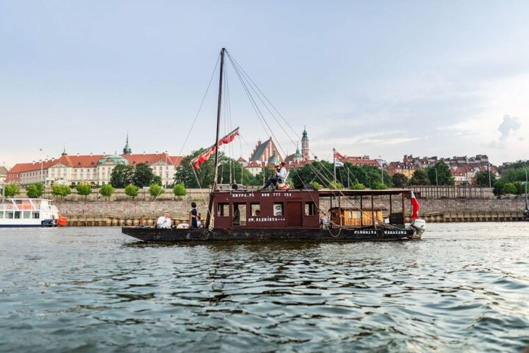 warsaw-traditional-galar-cruise-on-the-vistula-river