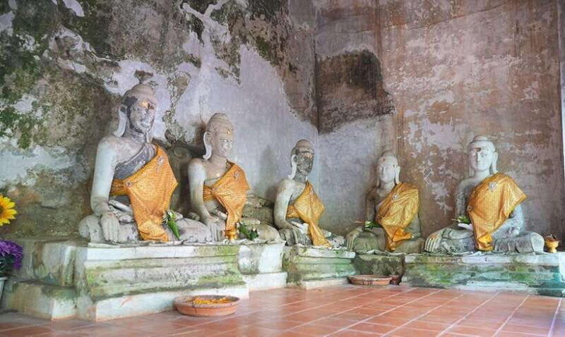 Wat Phra That Doi Suthep & Wat Pha Lat Evening Tour & Guide - Exploring Wat Pha Lat