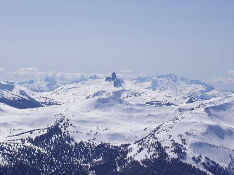 whistler-the-sea-to-sky-helicopter-tour-and-glacier-landing