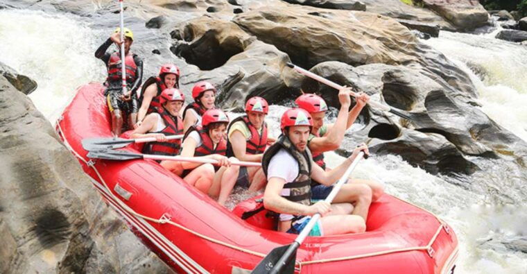 white-water-rafting-in-kitulgala