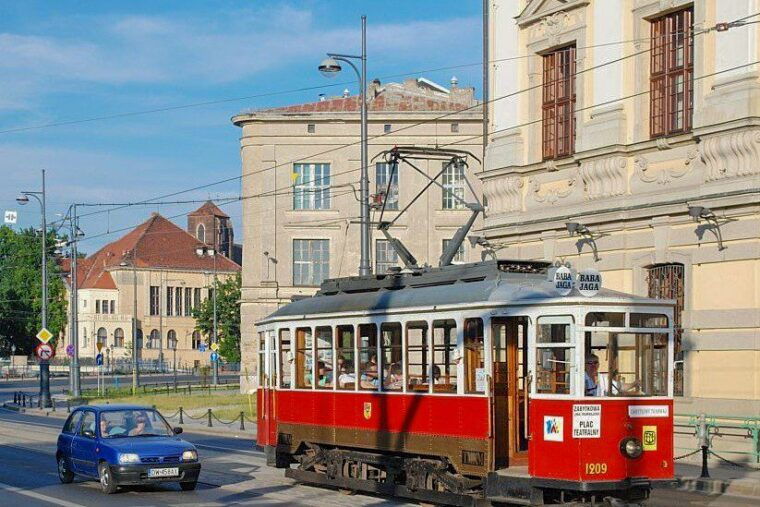 wroclaw-private-tour-by-smal-historic-tram-15h-16-seats