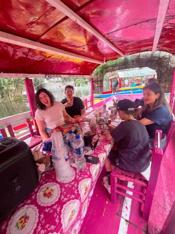 xochimilco-traditional-boat-tour-culture-and-fun