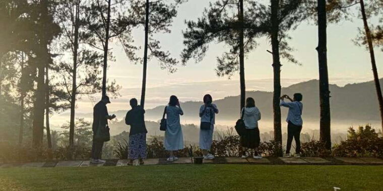 yogyakarta-2-day-highlights-temple-vulcano-guided-tour