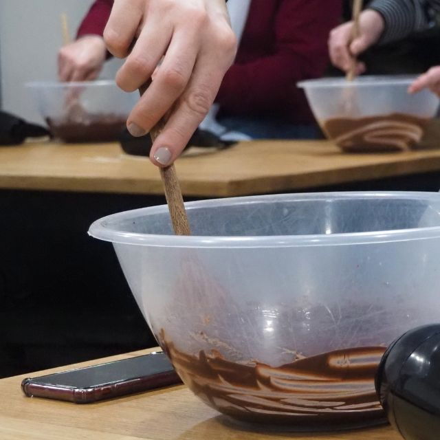 york-chocolate-bar-making-workshop-at-york-cocoa-works