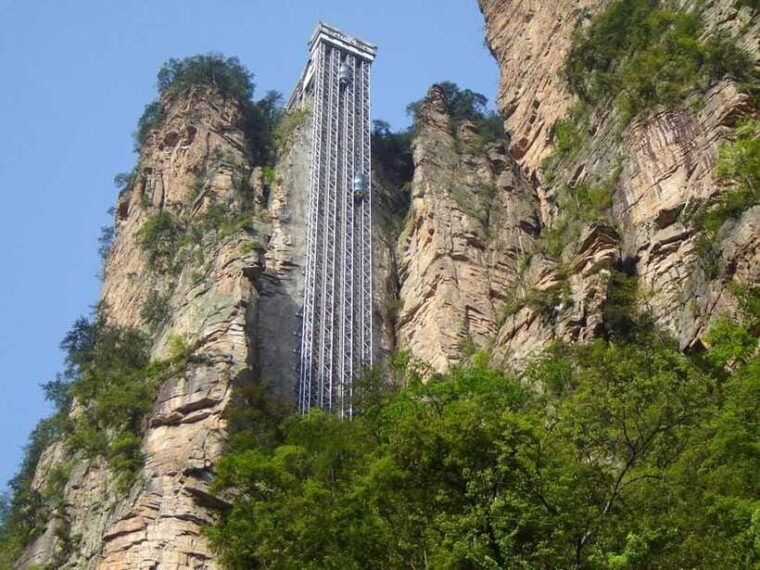 zhangjiajie-2-day-highlights-tour-w-glass-bridge-cable-car