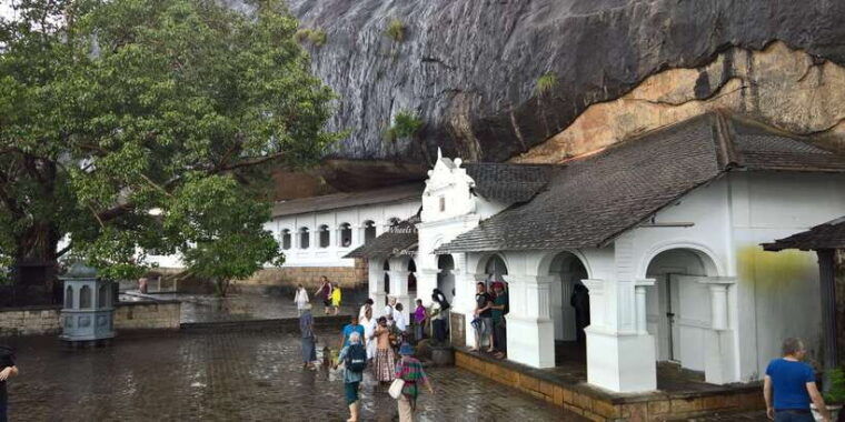 2-day-tour-pinnawala-sigiriya-from-kandy