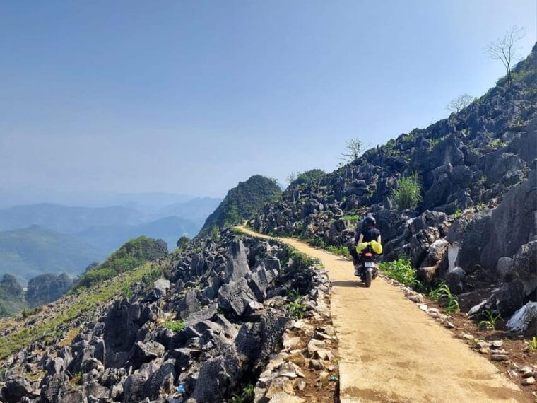 3-day-ha-giang-loop-motorbike-tour-with-easy-rider