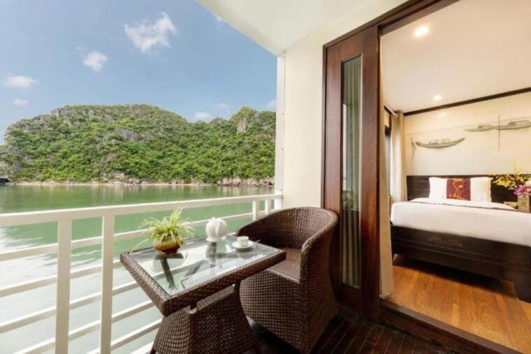 3-day-halong-bay-5-star-cruise-cabin-balcony-ninh-binh