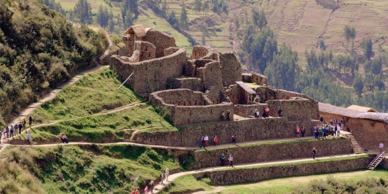 adventure-13d-in-peru-and-bolivia-machu-picchu-hotel%e2%98%86%e2%98%86%e2%98%86%e2%98%86
