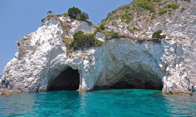 agios-sostis-marathonissi-keri-caves-and-turtle-spotting