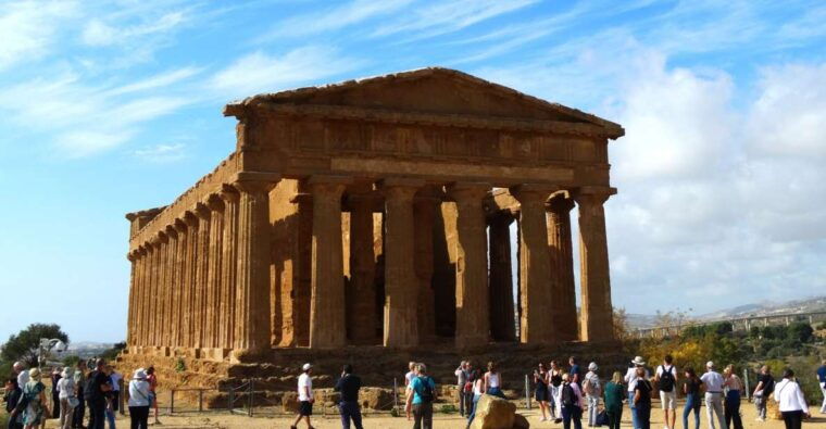 agrigento-private-tour-of-ancient-akragas-with-local-guide
