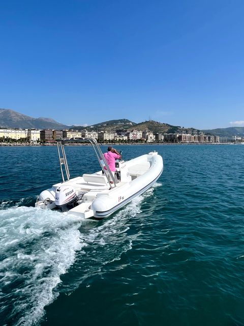 amalfi-coast-rent-boat-from-salerno-without-license