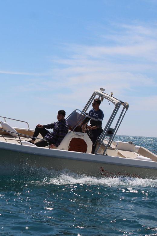 Amalfi Coast: Rent Boat in Salerno Without License - Boat Specifications and Features