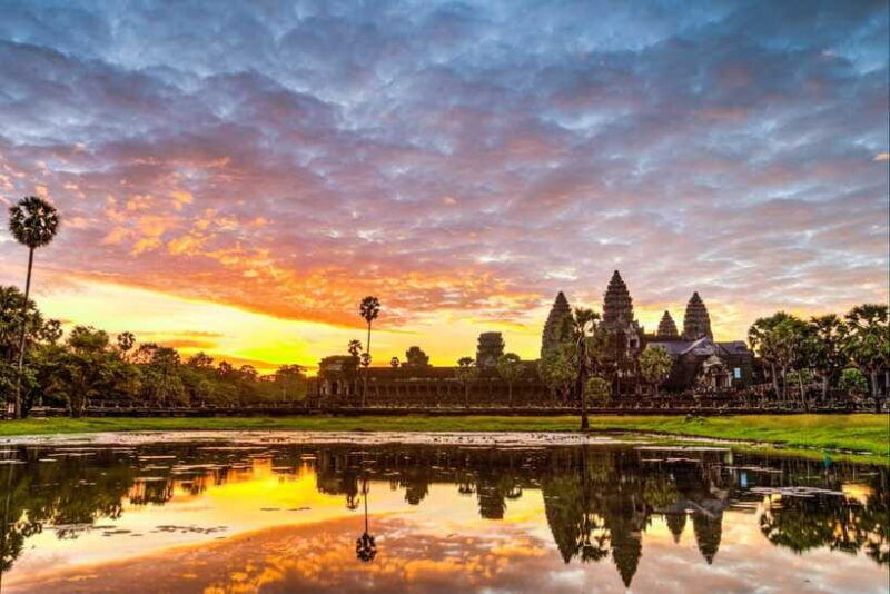 angkor-sunrise-guided-bike-tour-with-breakfast-and-lunch