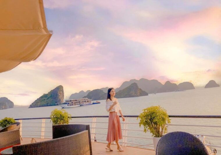 aspira-cruise-2d1n-luxury-getaway-at-ha-long-lan-ha-bay