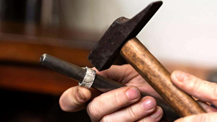 bali-hands-on-silver-jewelry-making-class-in-ubud